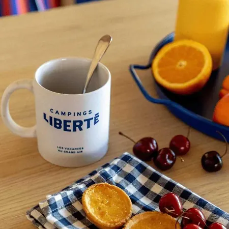 Camping 3 Etoiles - Efaide *