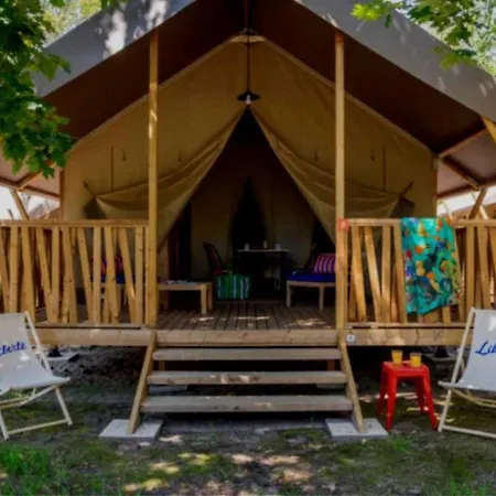 3 Etoiles - Efaide Lacanau