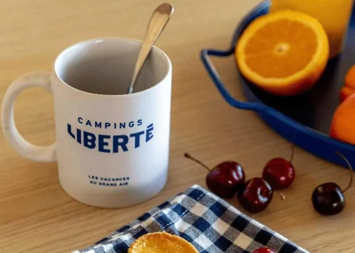 مكان تخييم 3 Etoiles - Efaide *