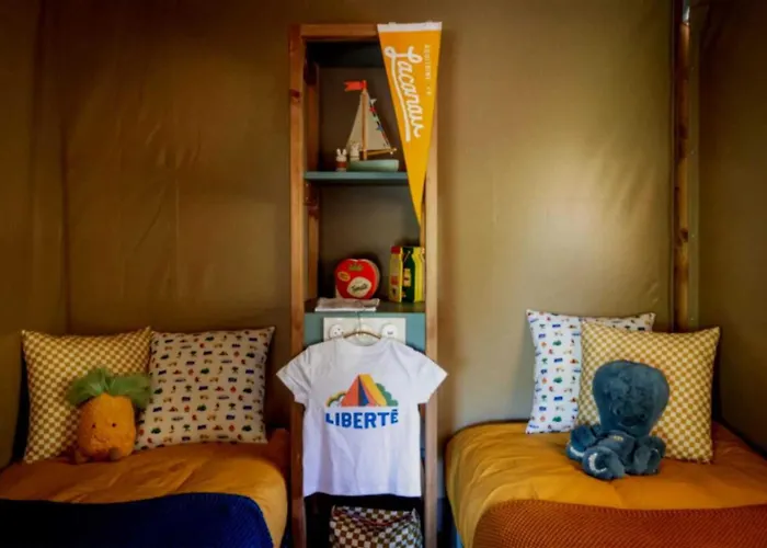 3 Etoiles - Efaide مكان تخييم